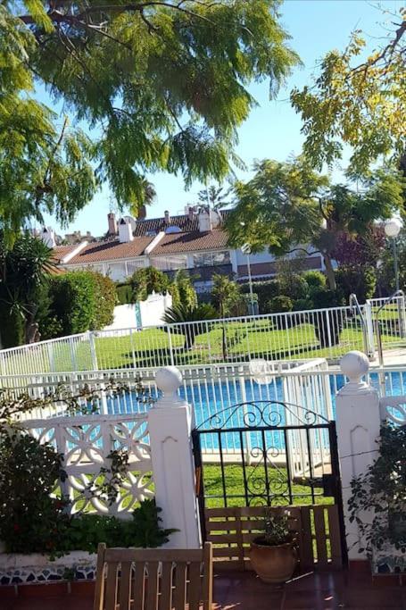 House W Shared Pool, Perfect For Small Families 丰希罗拉 外观 照片